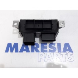 Renault - Master - Glow plug relay