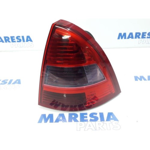 Citroen - C5 - Taillight, right