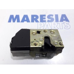 Citroen - C5 - Front door lock mechanism 4-door, right