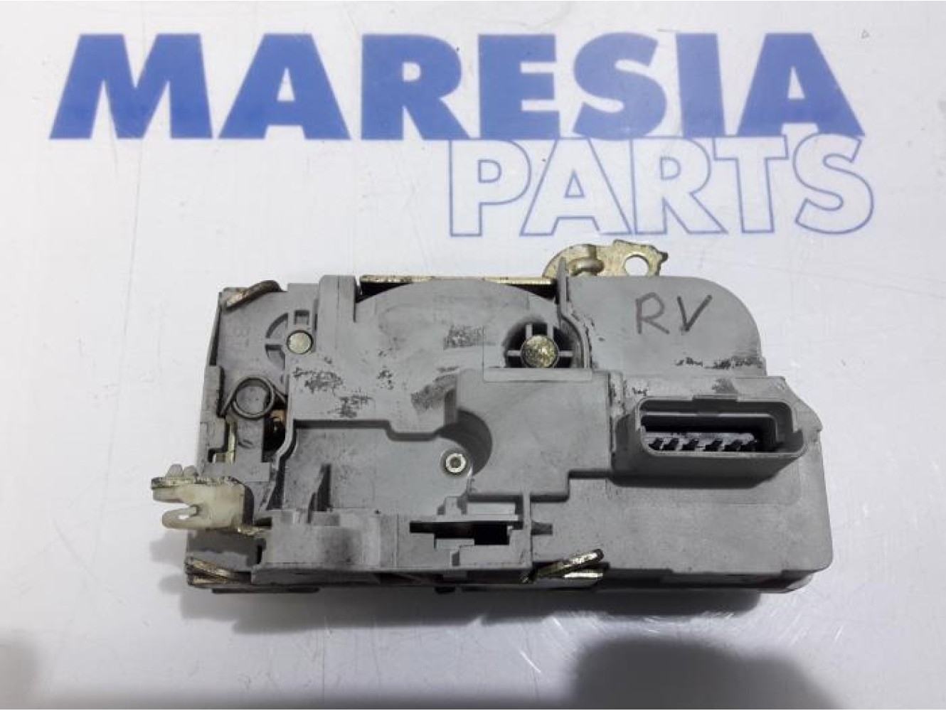 Citroen - C5 - Front door lock mechanism 4-door, right