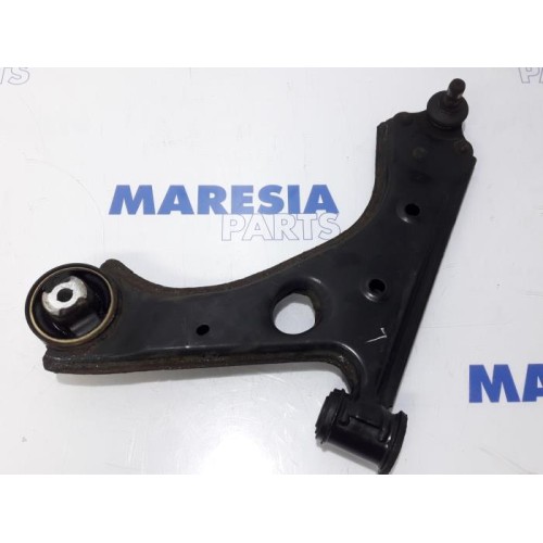 Fiat - Punto - Querlenker unten links vorne