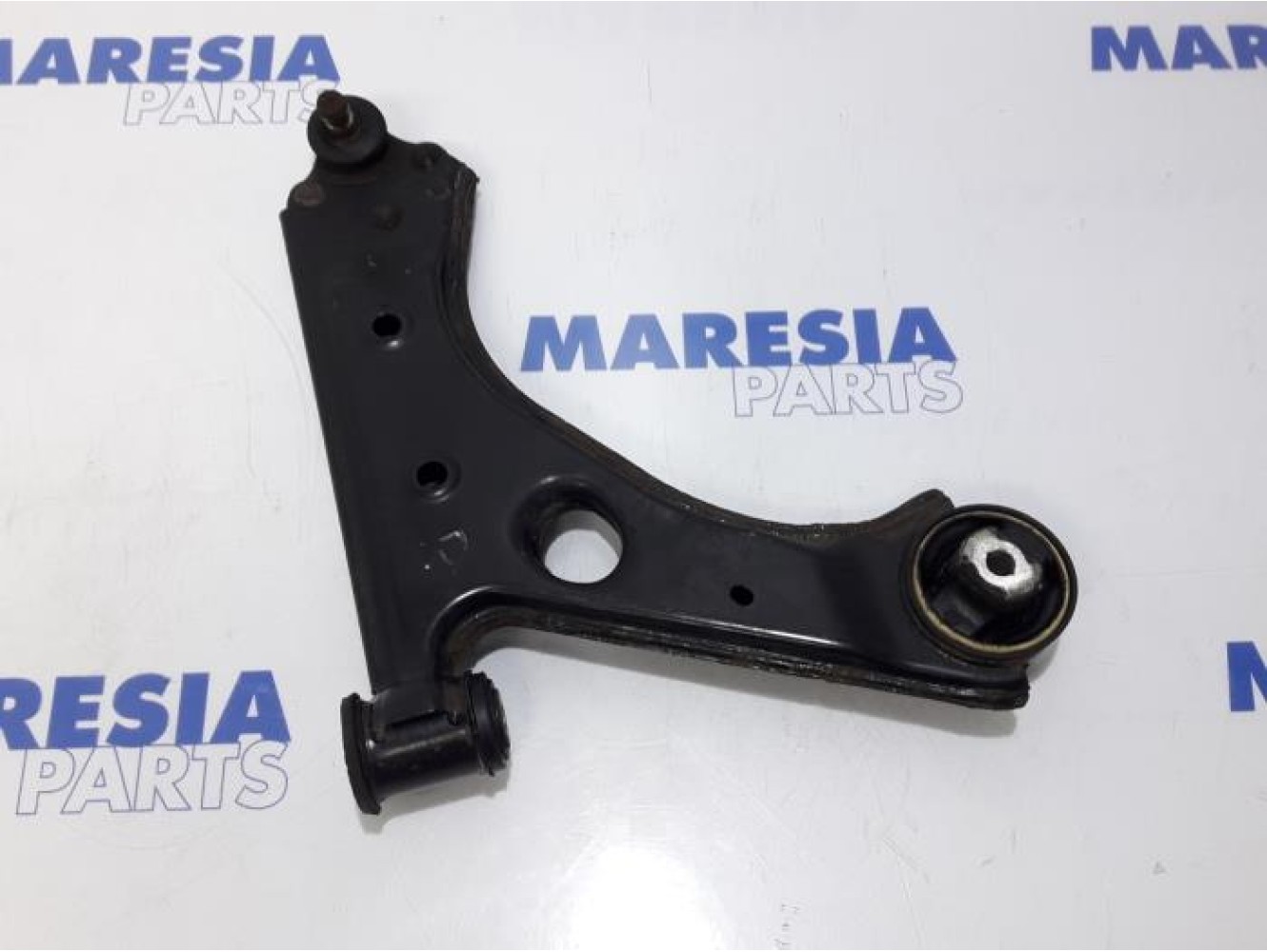 Fiat - Punto - Front lower wishbone, right