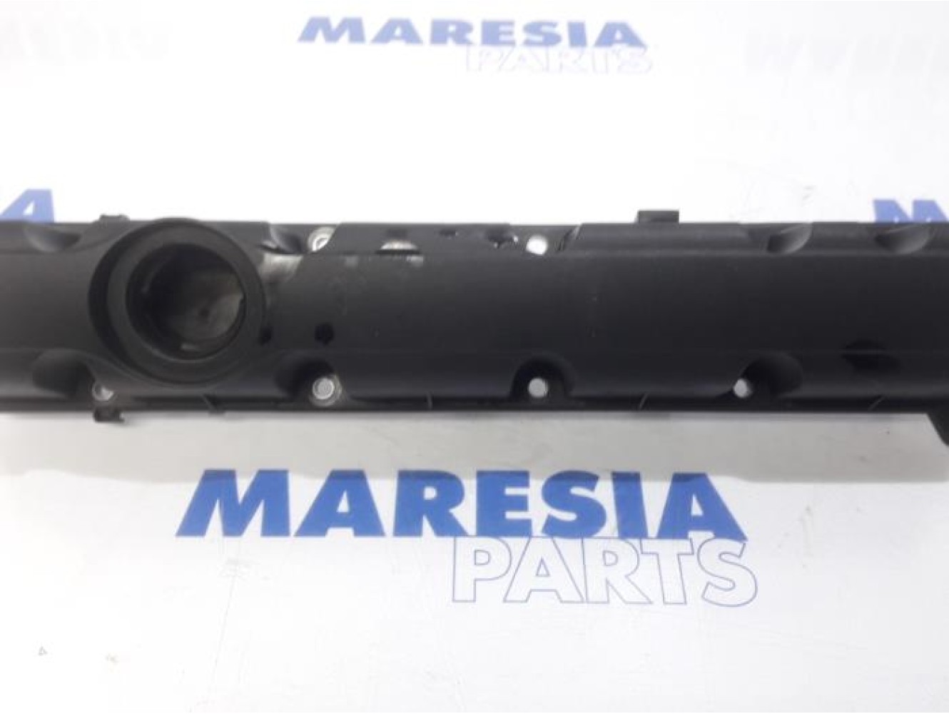Peugeot - 407 - Ventildeckel