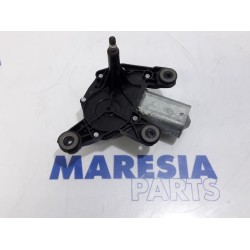 Fiat - Punto Evo - Ruitenwissermotor achter