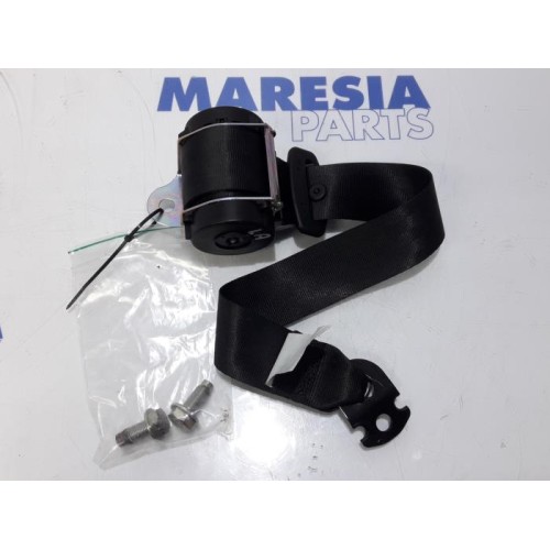 Fiat - Punto Evo - Sicherheitsgurt links hinten