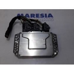 Renault - Scenic - Engine management computer