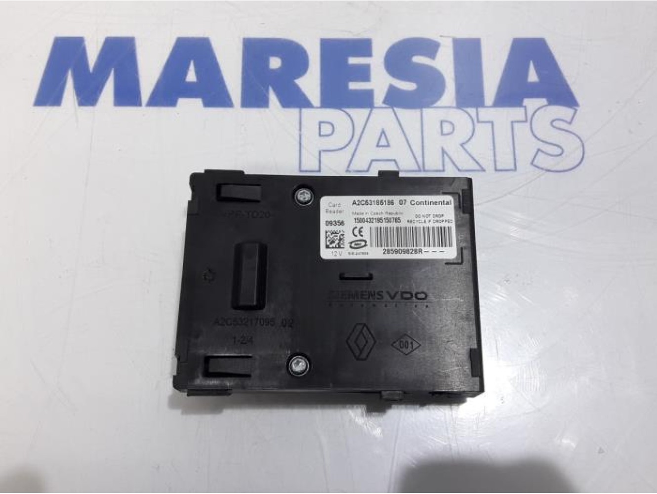 Renault - Scenic - Kaartlezer (slot)