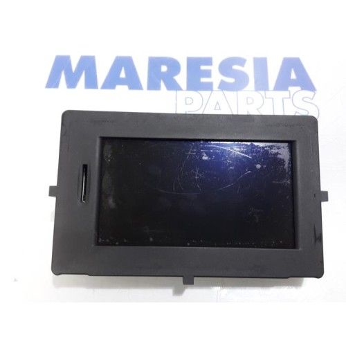 Renault - Scenic - Navigatie Display