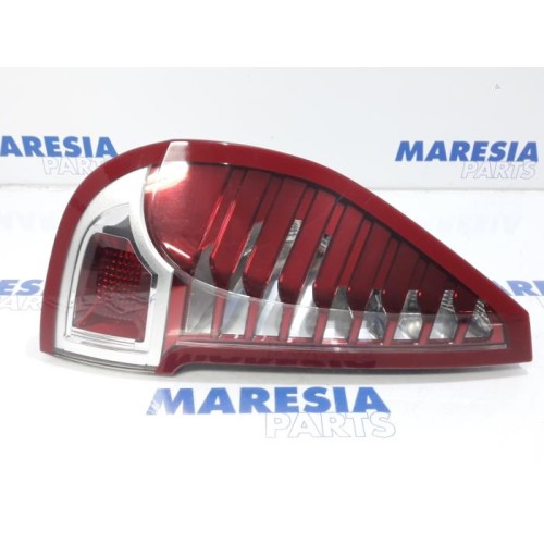 Renault - Scenic - Taillight, left