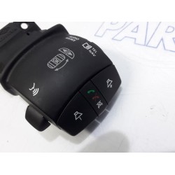 Renault - Scenic - Commande radio volant