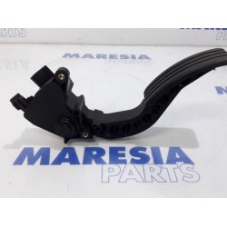 Renault - Scenic - Throttle pedal position sensor