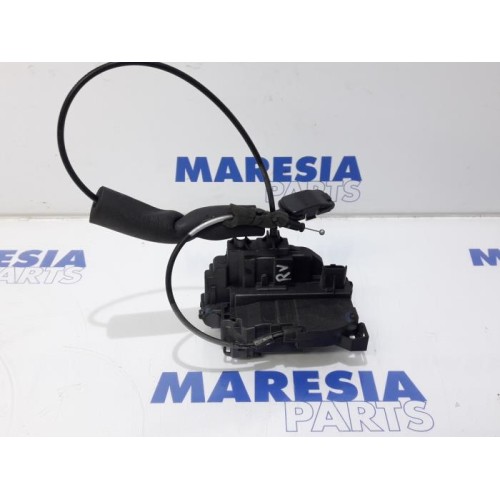 Renault - Scenic - Front door lock mechanism 4-door, right