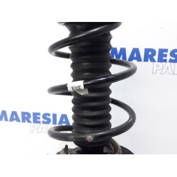Renault - Clio - Front shock absorber rod, right