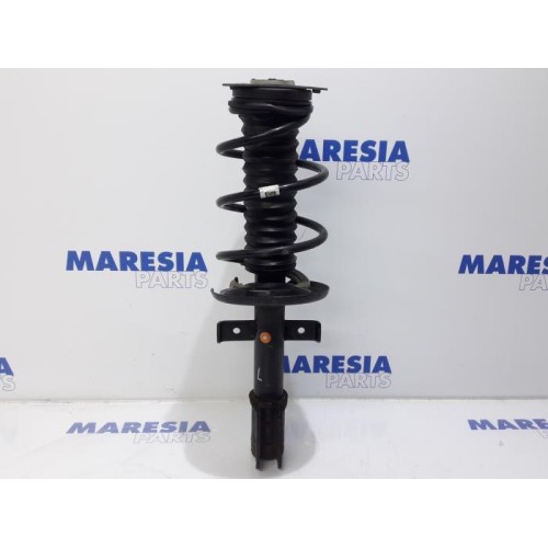 Renault - Clio - Front shock absorber rod, left