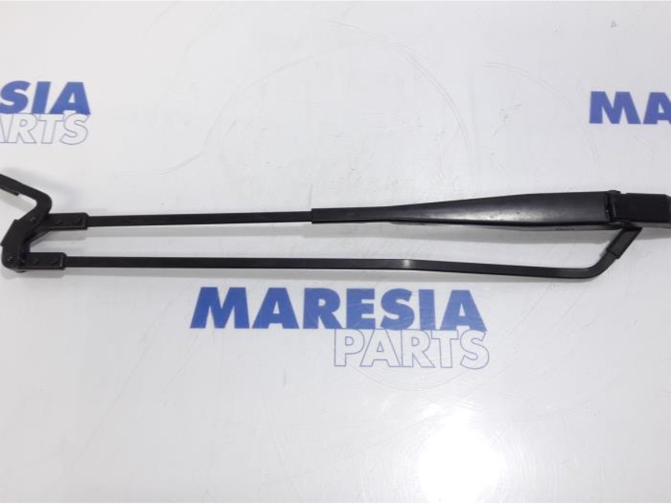 Peugeot - 107 - Front wiper arm