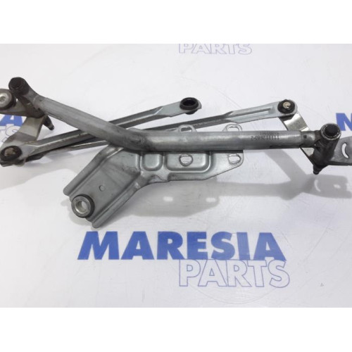 Fiat - Punto Evo - Wiper mechanism