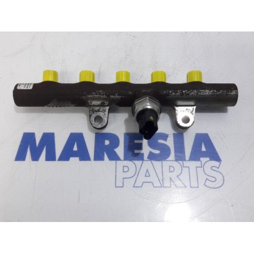 Renault - Megane - Fuel injector nozzle