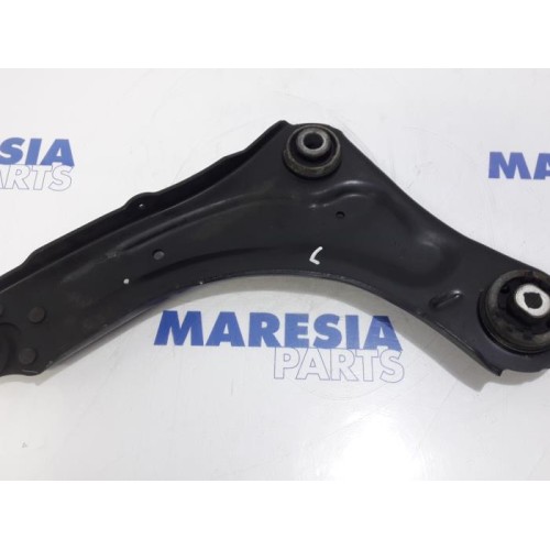 Renault - Scenic - Front lower wishbone, left