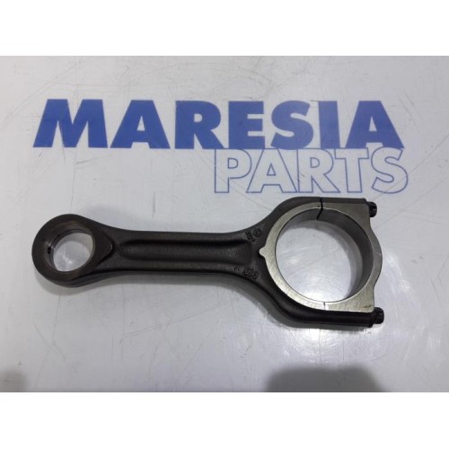 Citroen - C4 Picasso - Connecting rod