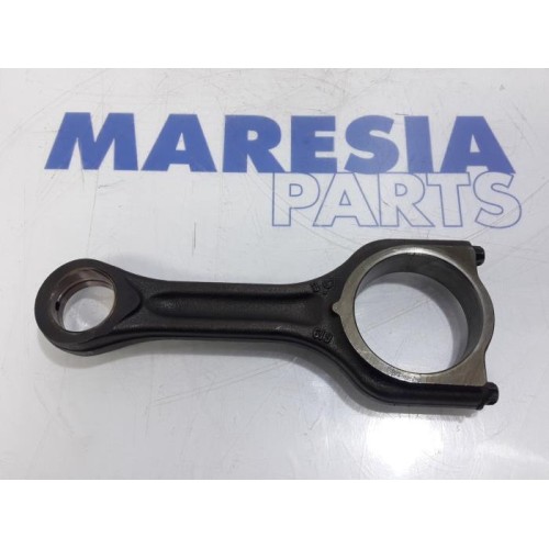 Citroen - C4 Picasso - Connecting rod