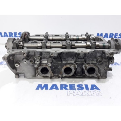 Citroen - C6 - Cylinder head