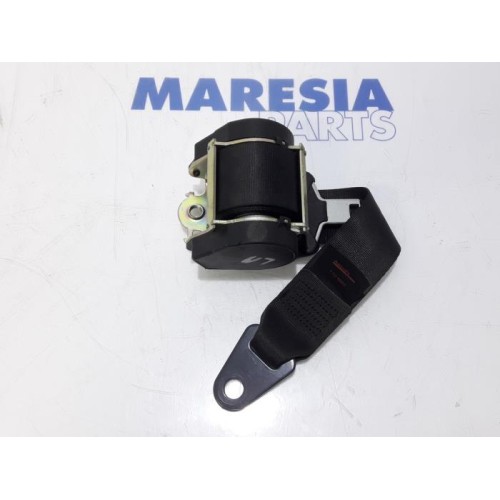 Peugeot - 206 - Sicherheitsgurt links hinten