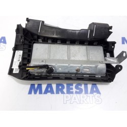 Fiat - Punto - Airbag knie links