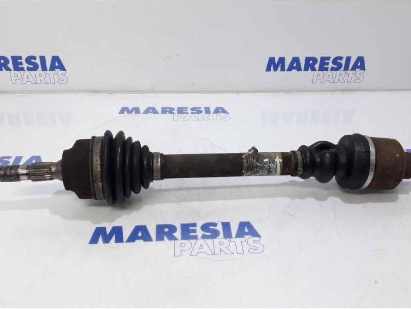 Citroen - C5 - Aandrijfas links-voor
