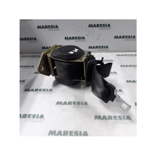 Citroen - Picasso - Rear seatbelt, centre