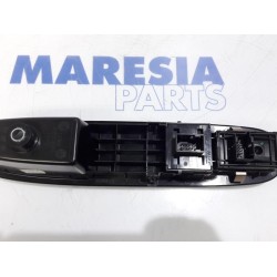 Fiat - Punto Evo - Multi-functional window switch