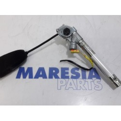 Fiat - Punto Evo - Gordelspanner links