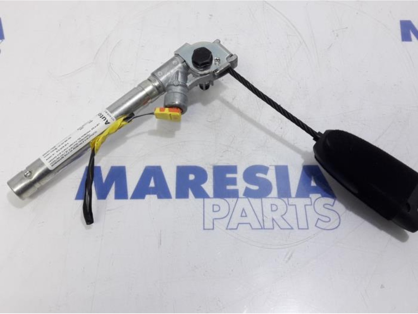 Fiat - Punto Evo - Seatbelt tensioner, right