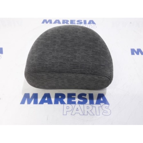 Citroen - C3 - Headrest