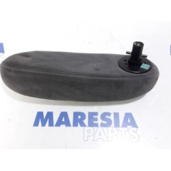 Citroen - C5 - Armrest