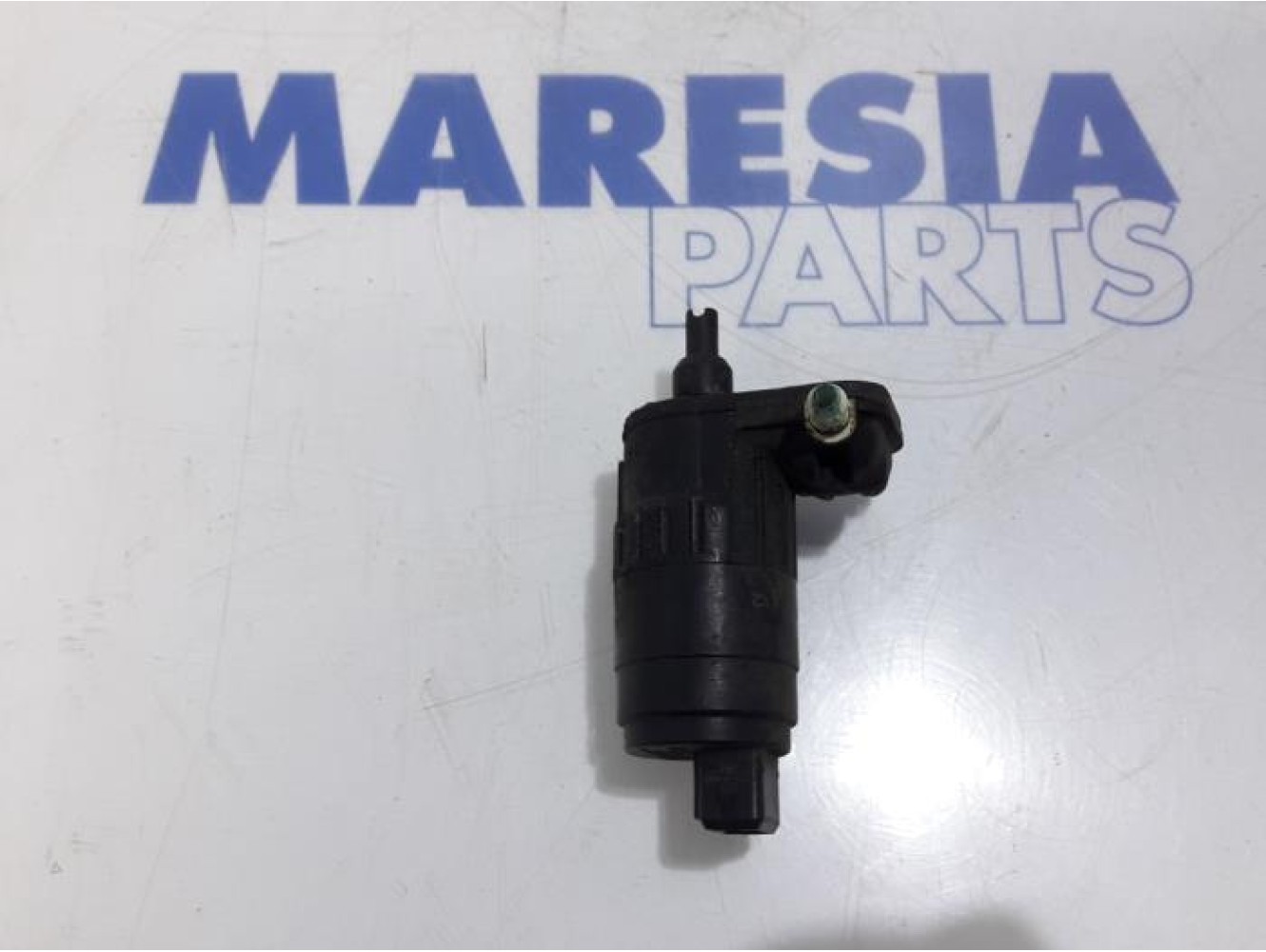 Fiat - Panda - Scheibensprüherpumpe vorne