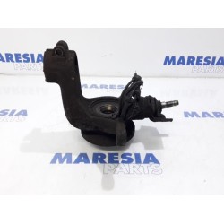 Citroen - C5 - Fusee links-voor