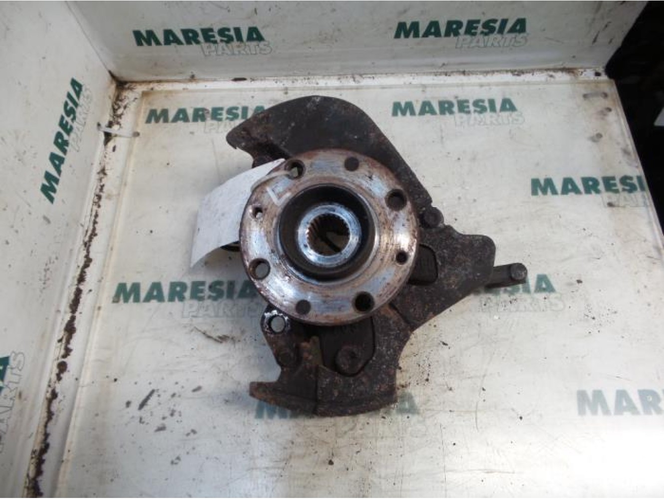 Fiat - Panda - Knuckle, front left