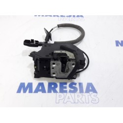 Renault - Clio - Rear door mechanism 4-door, right