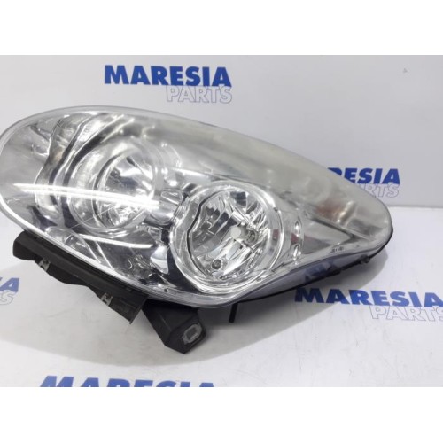 Fiat - Doblo - Koplamp links