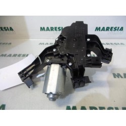 Peugeot - 207 - Rear wiper motor