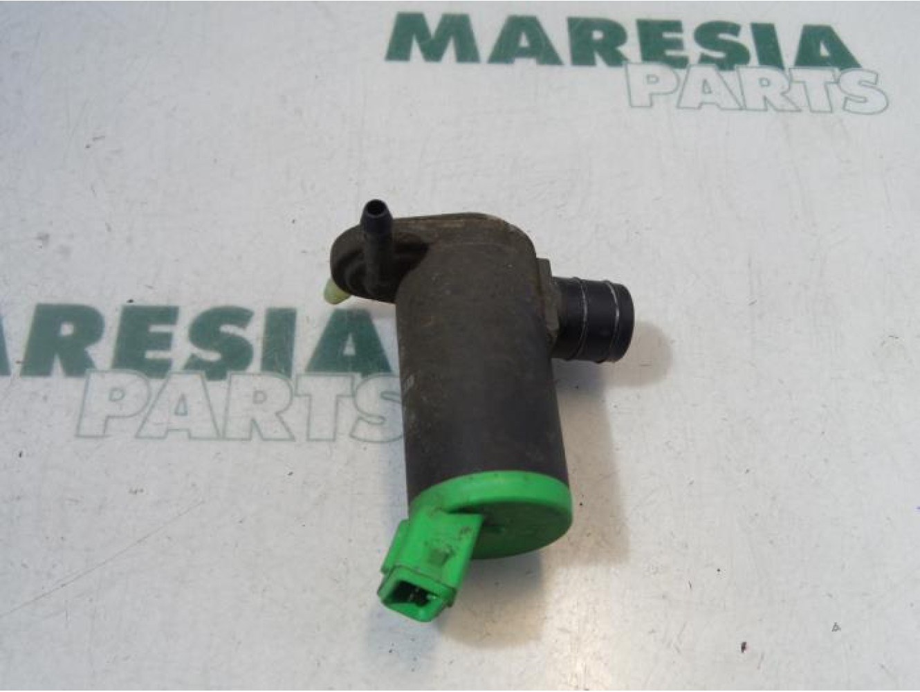 Peugeot - 206 - Scheibensprüherpumpe vorne
