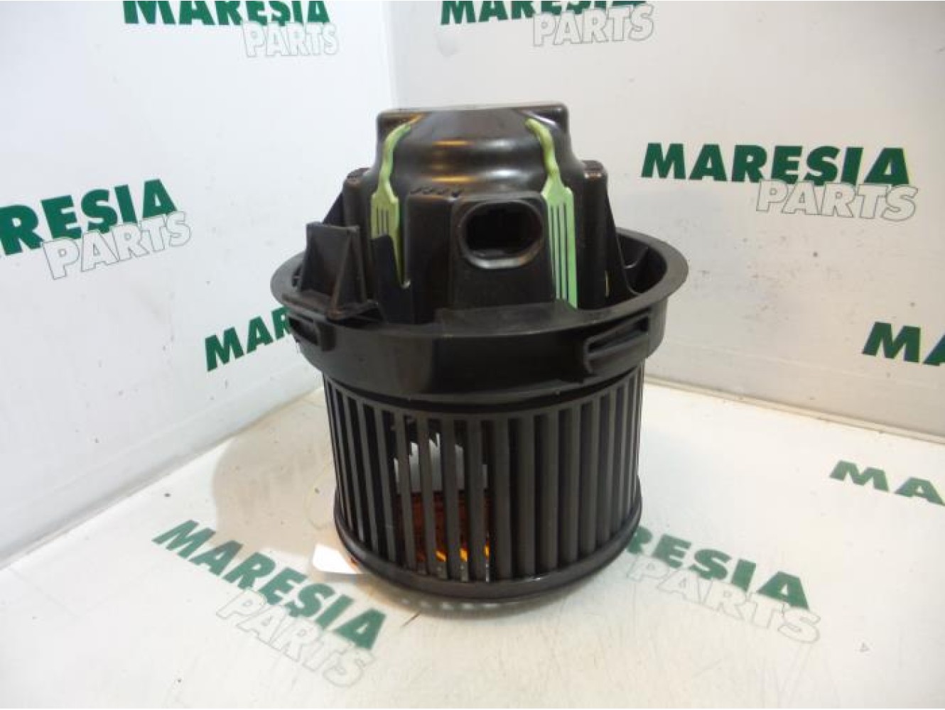 Peugeot - 207 - Heating and ventilation fan motor