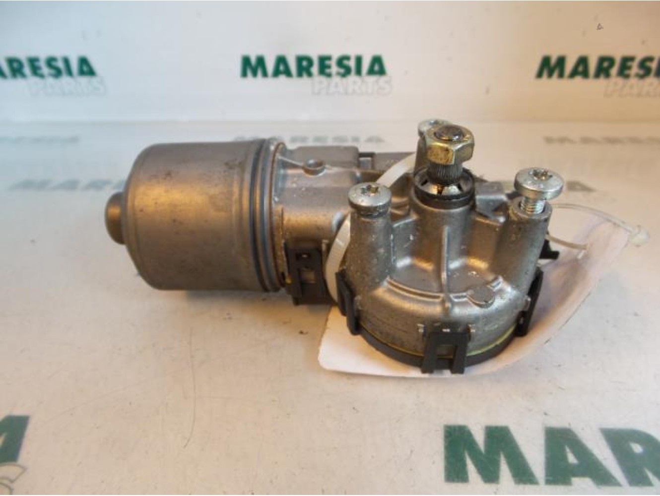 Peugeot - 206 - Front wiper motor