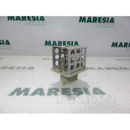Peugeot - 206 - Heater resistor