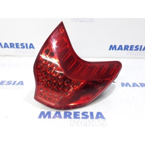 Peugeot - 3008 - Taillight, left