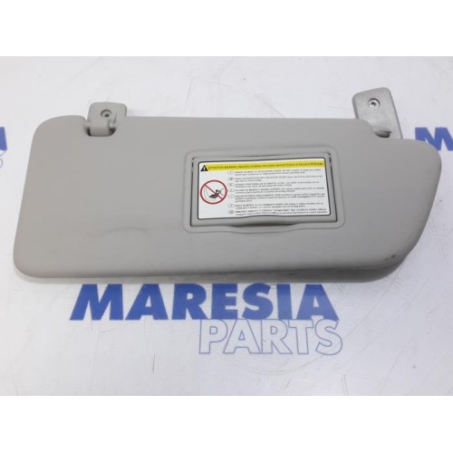 Peugeot - 3008 - Sun visor