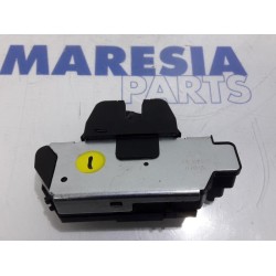 Peugeot - 3008 - Tailgate lock mechanism