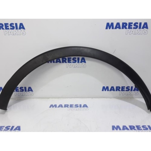 Renault - Captur - Side skirt, left