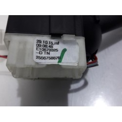 Renault - Captur - Indicator switch