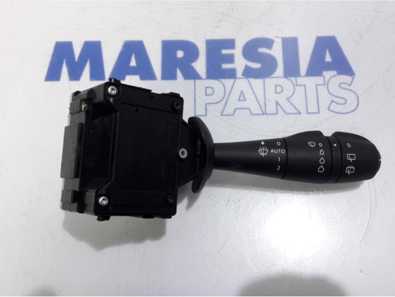 Renault - Captur - Wiper switch
